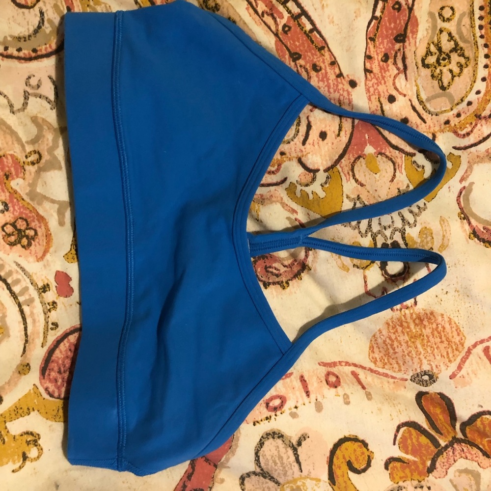 lululemon sports bra